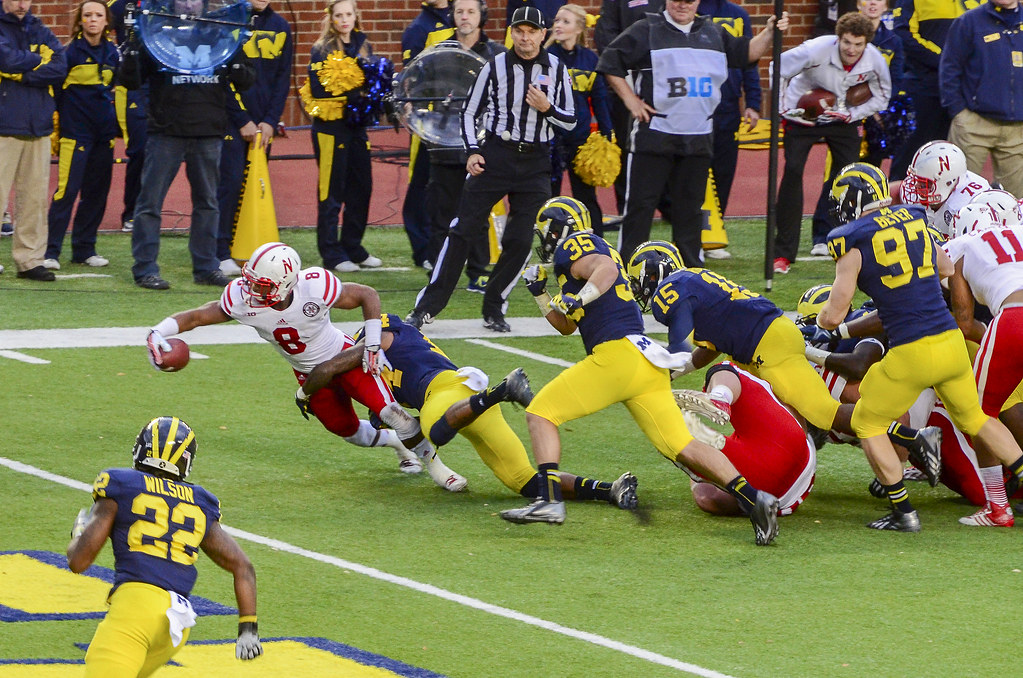 官方：因韦格霍斯特身体状况不佳，荷兰国家队补招埃梅加